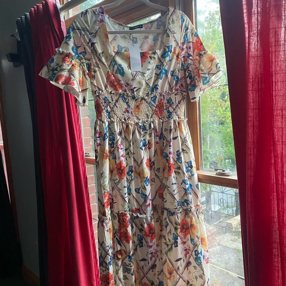 NWT maxi floral dress